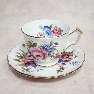 AYNSLEY Fine English Bone China Floral Teacup & Saucer